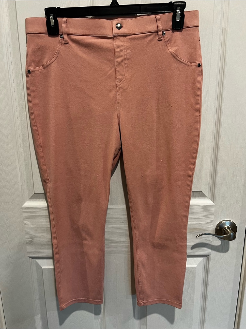 HUE Cropped High-Rise Skinny Jeans in Dusty Rose Pink